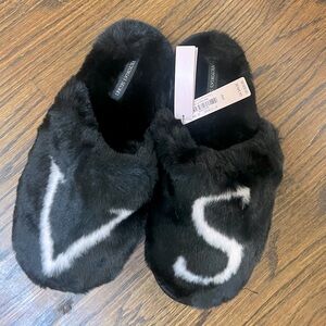 Victoria’s Secret Black Women’s Slippers Size Medium